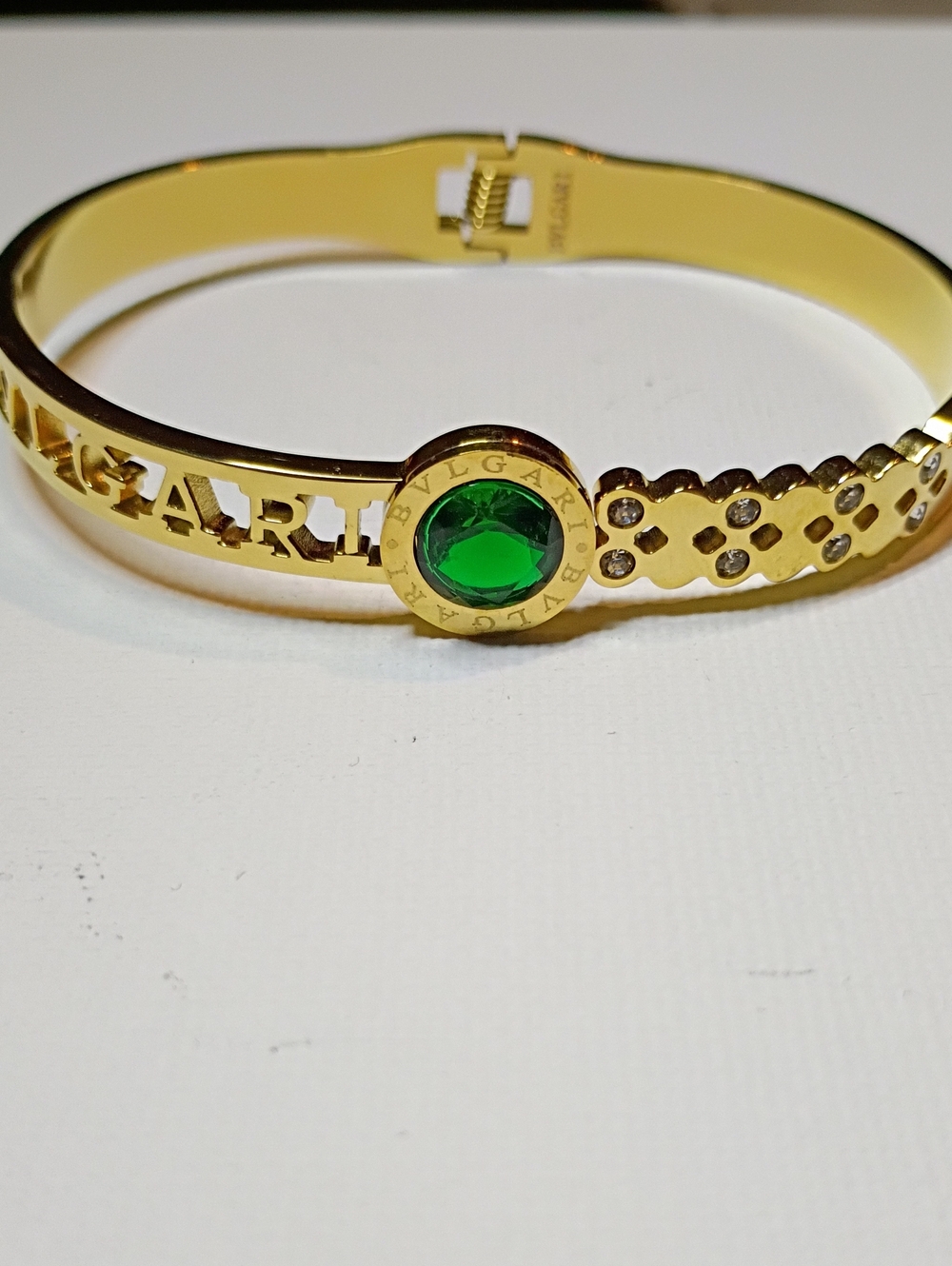 New Gold Plated Bracelet with Green Gemstone Fashion Jewelry